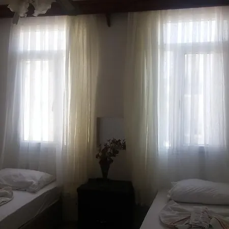 Rum i privatbostad Senlik